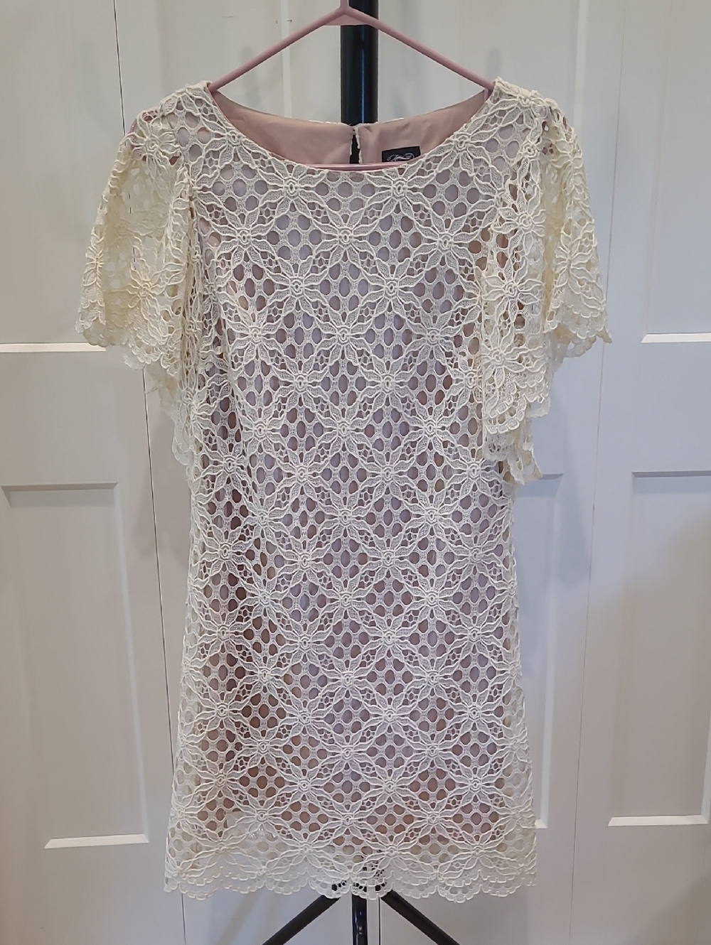 Jax Ivory Lace Shift Dress